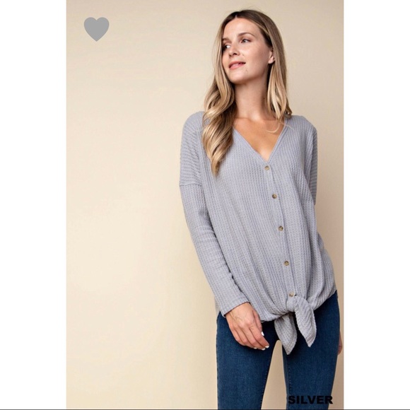 BOUTIQUE CLOSING MAKE AN OFFER - Picture 2 of 6